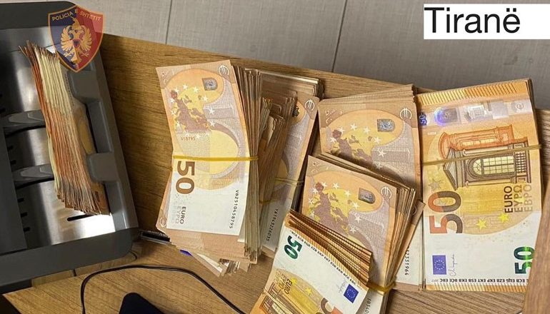 SEKUESTROHEN 60 MIJË EURO E DY LLOGARI ME…/ Në kërkim administratori i këmbimit të parave në Tiranë
