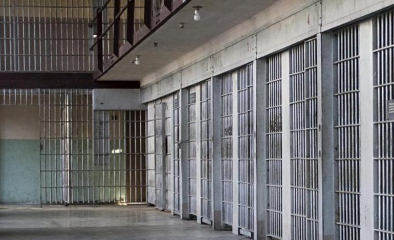 INCIDENT NË BURGJET E HONDURAS/ Një i vdekur dhe dy të plagosur në tentativën për arratisje