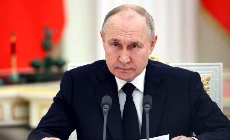 LUFTA NË UKRAINË/ Putin mohon përdorimin e municioneve thërrmuese: Nuk kemi pasur nevojë!
