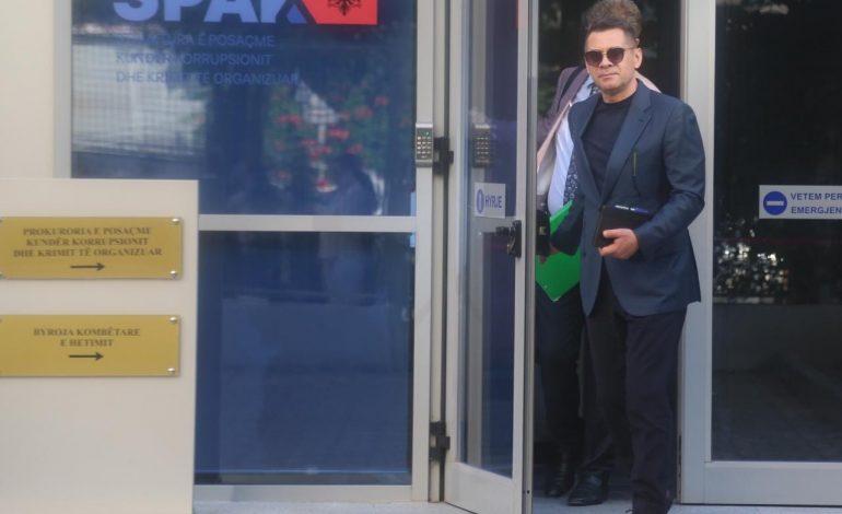 GJKKO FIRMOS DISA URDHËR KONTROLLE/ BKH ‘zbarkon’ në banesën e babait të ish-partneres së Arben Ametajt