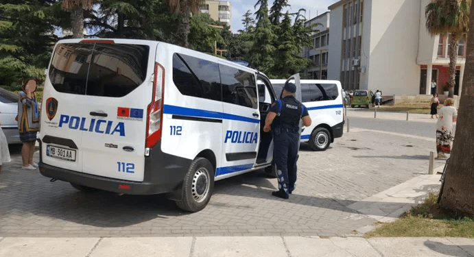 TË AKUZUAR PËR KORRUPSION/ Policia në Berat arreston dy punonjës të IKMT-së Tiranë