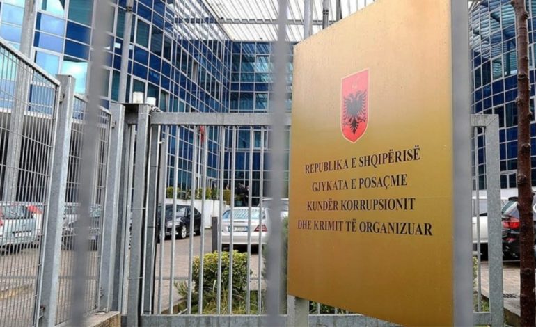 TRAFIKUAN SENDE ME VLERË NGA FRANCA/ Zbutet masa e sigurisë për disa prej të arrestuarve