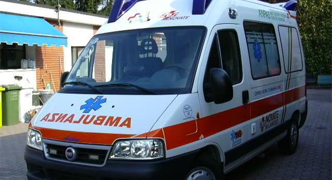 PO LYENTE MURET E NJË NDËRTESE NË ELBASAN/ 45-vjeçari bie nga lartësia, ndërron jetë në spital