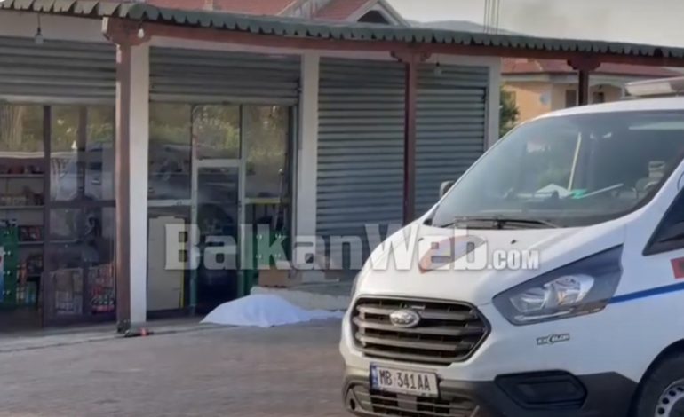 VEASJA NË LEZHË/ Viktima i shtrirë pranë një marketi, shihni pamjet nga vendi i ngjarjes