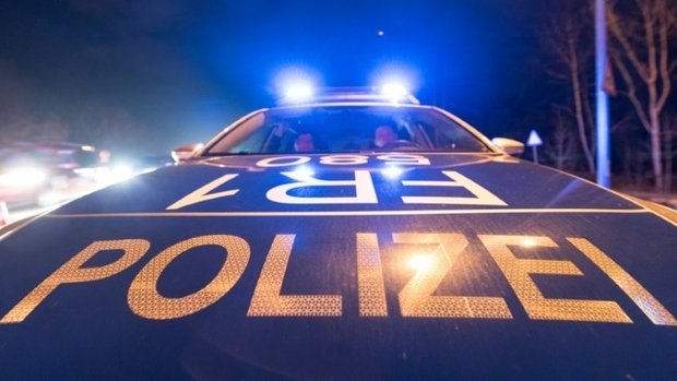 TRONDITET GJERMANIA/ Sherr mes fqinjëve, 64-vjeçari vret 3 persona, plagos 2 të tjerë