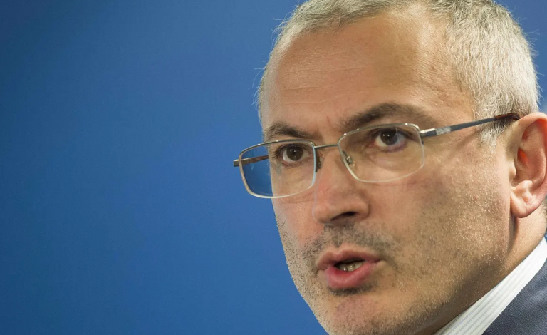 “U LARGUA NGA MOSKA ME AEROPLAN”/ Ish-oligarku rus: E di se ku shkoi Putin gjatë kryengritjes së Wagner