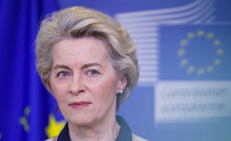 KRIZA E EMIGRANTËVE/ Von der Leyen: Duhet të godasim trafikantët dhe të shkatërrojmë këtë model kriminal
