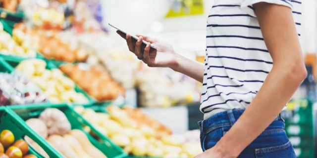 KUJDES! 7 ushqime që nuk duhet t’i blini në markete gjatë verës