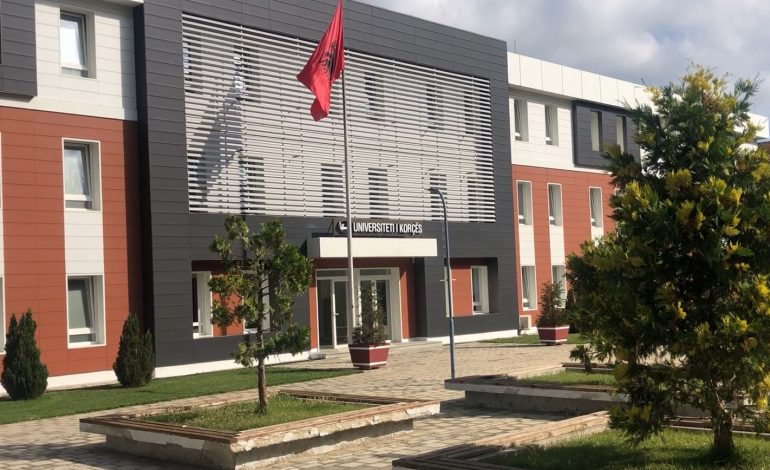 RRËZOHET vendimi i Senatit të Universitetit të Korçës për t’u bashkuar me atë të Tiranës