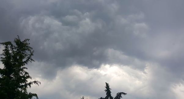 PARASHIKIMI/ Surprizon moti, kjo e shtunë do të ketë vranësira. Ja sa shkojnë temperaturat