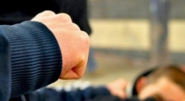 USHTRONTE DHUNË FIZIKE NDAJ KUNATIT/ Arrestohet 48-vjeçari në Shkodër