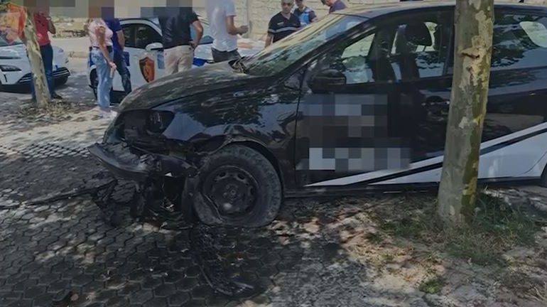 EMRI/ Vodhi dy automjete brenda ditës dhe u përfshi në aksident, arrestohet 32-vjeçari në Tiranë, dyshohet se…