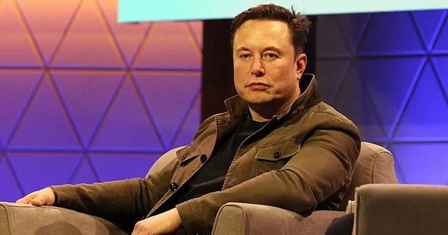 BETEJA E “TITANËVE” NË RREZIK/ Dëmtimi i Musk ve në dyshim ndeshjen me Zuckerberg…