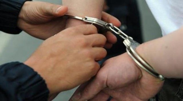 KAPEN ME DROGË NË MAKINË/ Arrestohen dy të rinjë në Kakavijë