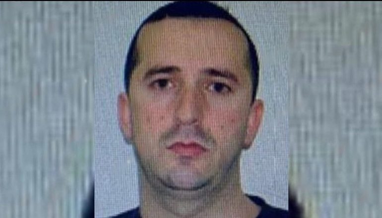 DEL NË SKENË FLORIAN GJERGJI/ Si i mashtron biznesmenët për t’u marrë para! Përdorte emri i Erion Veliajt dhe Artan Lames