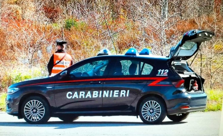 ISHIN KTHYER NË MAKTHIN E ITALIANËVE/ Shkatërrohet banda shqiptare e hajdutëve të banesave, katër të arrestuar