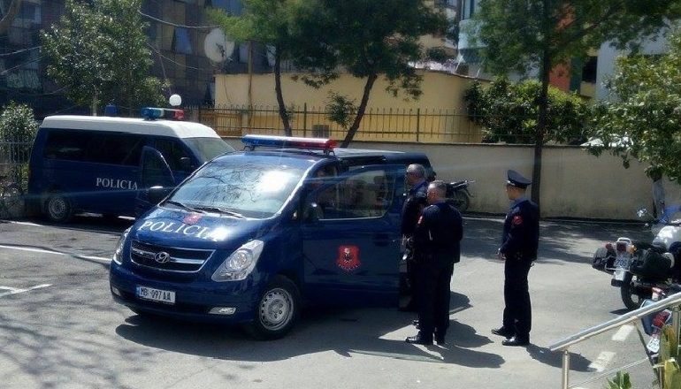 DETAJET E PARA/ Plagoset me armë një person në Shkodër, policia rrethon zonën (EMRI)