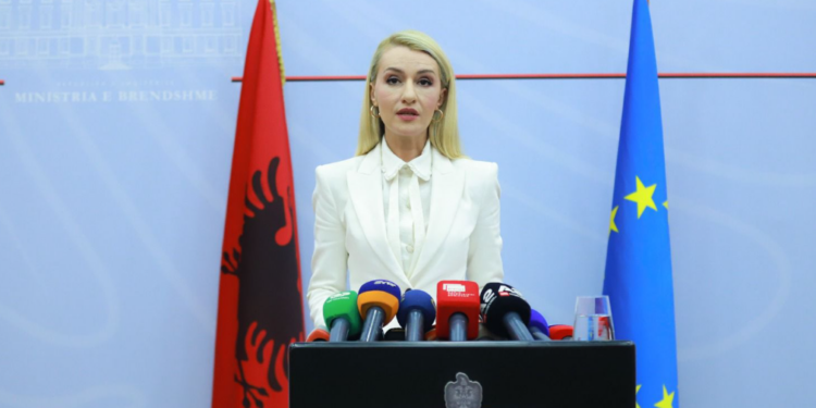 DETAJET/ Pranimet e reja në Akademinë e Sigurisë, zv.ministrja: 100 kuota të lira këtë vit