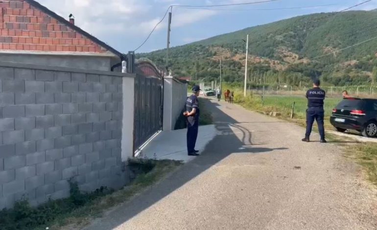 I RIU VRAU BASHKËFSHATARIN E TIJ/ Policia e Bulqizës merr në mbrojtje familjen e autorit