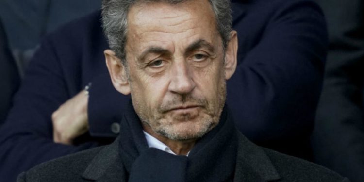 LUFTA RUSI-UKRAINË/ Sarkozy: Zgjidhet vetëm me diplomaci, Evropa të kërkojë kompromis