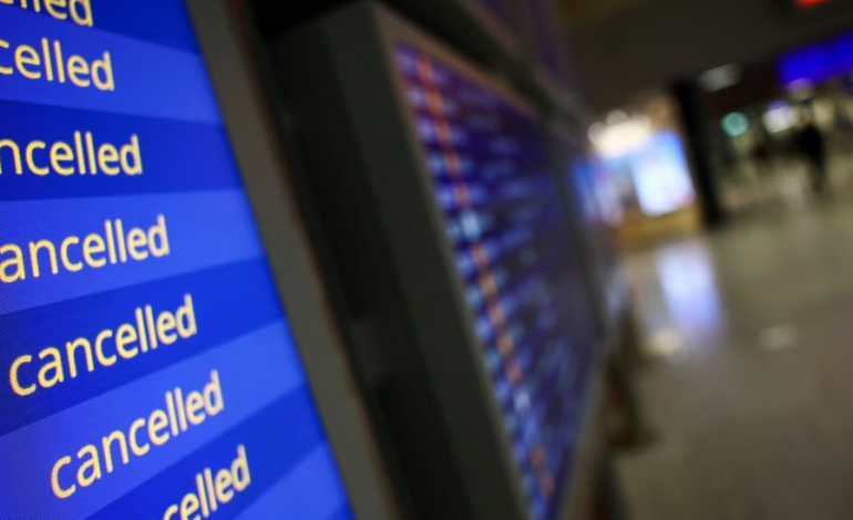 STUHI SHIU NË GJERMANI/ Anulohen dhjetëra fluturime në aeroportin e Frankfurtit