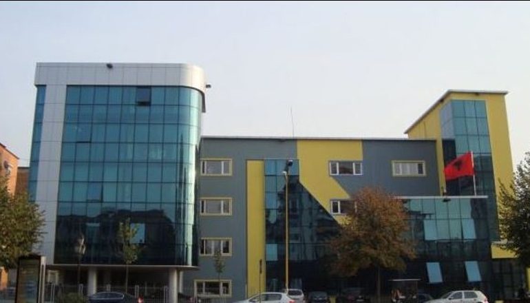 KONCESIONI I STERILIZIMIT/ Oficerët e policisë gjyqësore s’gjetën kontratën origjinale në Ministrinë e Shëndetësisë, sekuestruan kopjen e saj