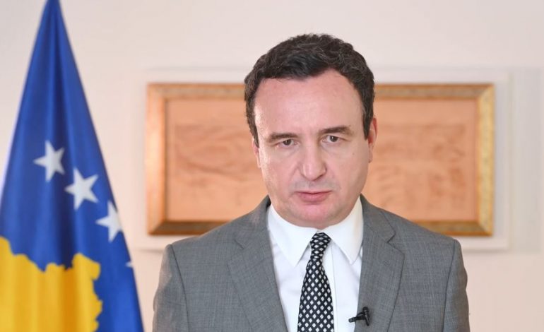ARRESTIMI I ZYRTARËVE TË KOSOVËS/ Kurti: S’ka shpërdorim të rezervave. Të korruptuarit i gjeni tek elita e vjetër