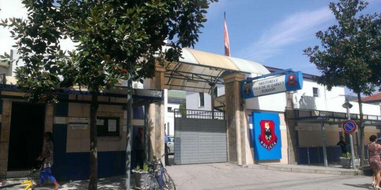 VODHI DY HERË TË NJËJTËN XHAMI/ Arrestohet 34-vjeçari në Elbasan