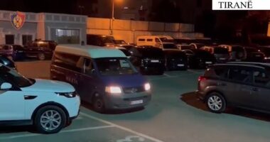 EMRI/ I shpallur në kërkim ndërkombëtar për trafik droge nga shteti italian, arrestohet 43-vjeçari në Tiranë