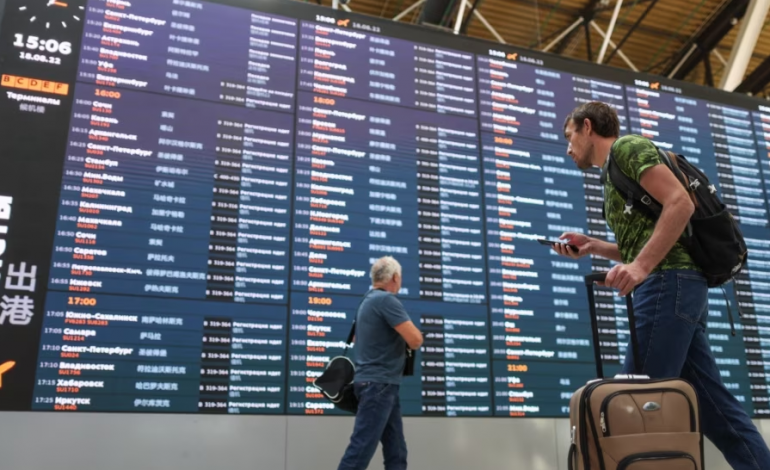 SULM TJETËR ME DRON NË KRYEQYTETIN RUS/ Mbyllen përkohësisht aeroportet kryesore të Moskës