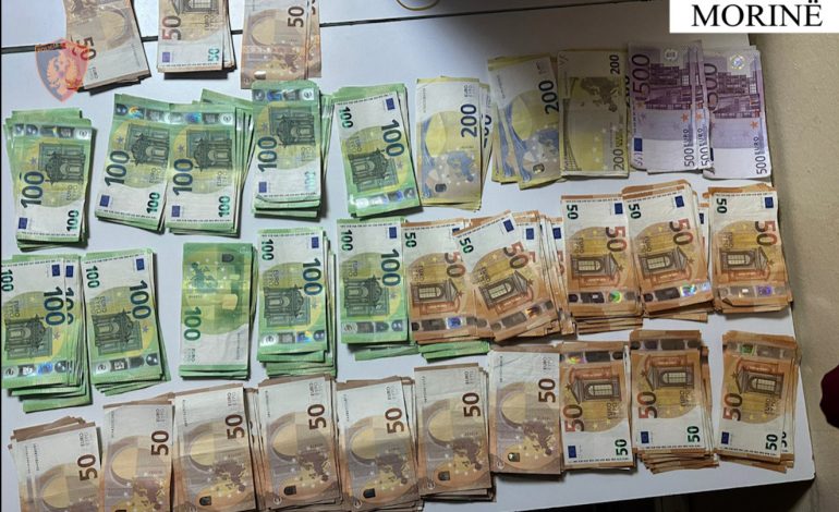E PËSON KEQ/ Me mbi 32 mijë euro të padeklaruara tentoi të kalonte në Morinë, procedohet 37-vjeçari