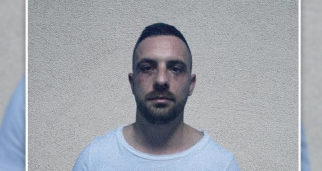 U KAP ME 21 KG LËNDË PLASËSE/ Albi Mecini dyshohet se do të vriste një emër të njohur të botës së krimit në Fier