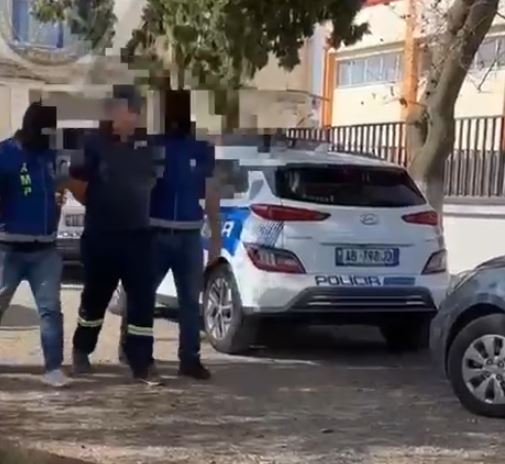 ARRESTIMI I DREJTORIT TË ZJARRËFIKES DHE VARTËSVE TË TIJ/ AMP njoftim zyrtar, zbardhen akuzat