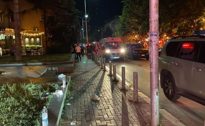 TË SHTËNA ME ARMË NË NJË LOKAL NË PRISHTINË/ 1 i vdekur, 21 persona të plagosur. Çfarë ndodhi gjatë natës në kryeqytetin e Kosovës