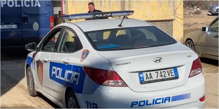 KEQTRAJTONTE QENIN E TIJ/ Reagon policia pas videove në rrjetet social, procedohet 53-vjeçari në Lushnje