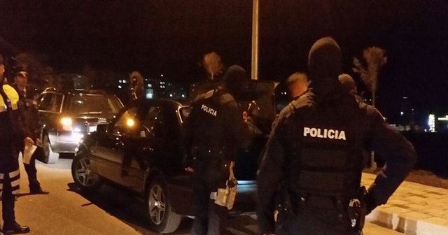 AKSION/ Blindohet’ Vlora: Policia e Forcat Speciale rrethojnë qytetin