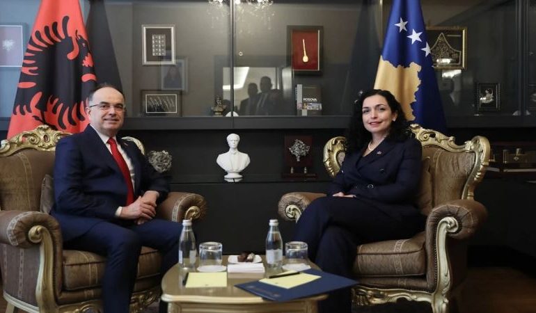 VJOSA OSMANI DY DITË NË TIRANË/ Zbardhet axhenda e takimit me presidentin Begaj
