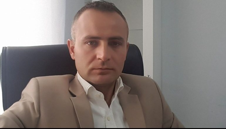 AKUZOHEN PËR KEIME ZGJEDHORE E FALSIFIKIM…/ Gjykata e Elbasanit liron nga qelia shefin e zjarrfikëses Cërrik dhe 4 zyrtarët e tjerë