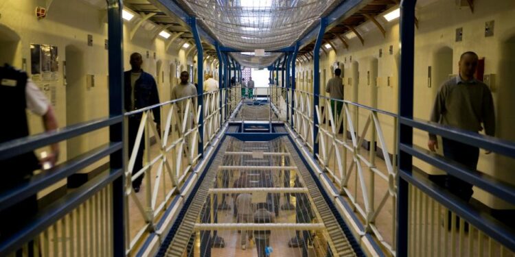 “NË BURGJET ATJE S’KA GARANCI”/ Gjermania refuzon ekstradimin e shqiptarit drejt Britanisë