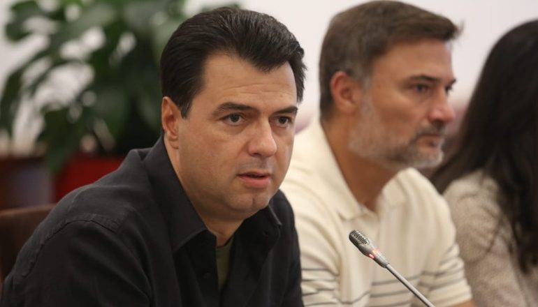 BASHA MBLEDH MË 9 SHTATOR KËSHILLIN E PD/ Pritet shkarkimi i Gazment Bardhit si Sekretar i Përgjithshëm