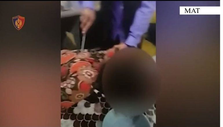 I ISHTE FIKSUAR SE GRUAJA KISHTE MAGJI DHE E RRIHTE/ 48-vjeçari nga Burreli kishte vetëm pak ditë që ishte kthyer nga emigracioni