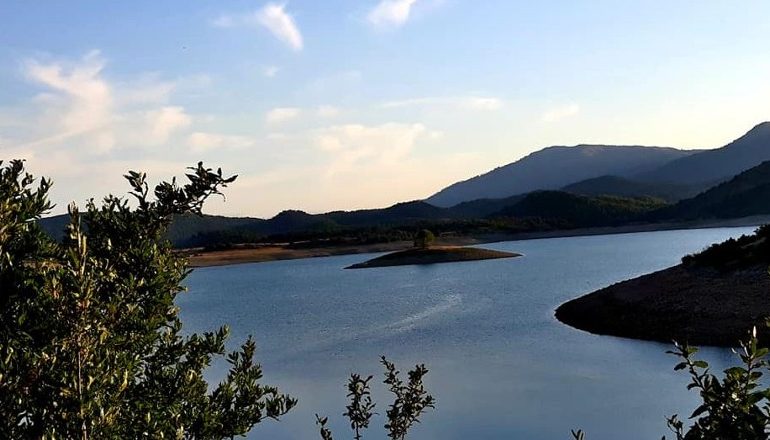 E RËNDË/ Kishte humbur prej 4 ditësh, gjendet i mbytur 67-vjeçari në Korçë (EMRI)