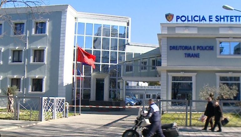 PËRVETËSONIN PENSIONET/ Arrestohen 7 punonjës të Postës Shqiptare në Dibër, Shkodër dhe Tropojë