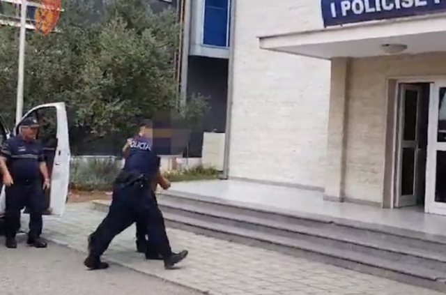 EMRI/ Burg 60-vjeçarit në Roskovec, mes misrave të mbjellë policia i gjeti…