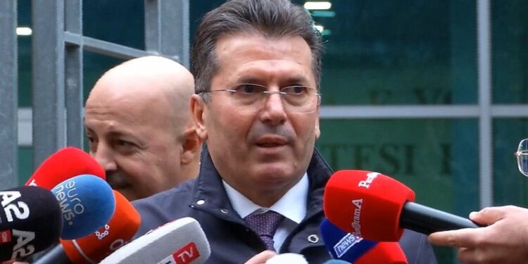 GJYQI I GËRDECIT/ Mediu dorëzon listën me 90 dëshmitarë, mes tyre ish-zyrtarë të lartë të NATO-s e SHBA
