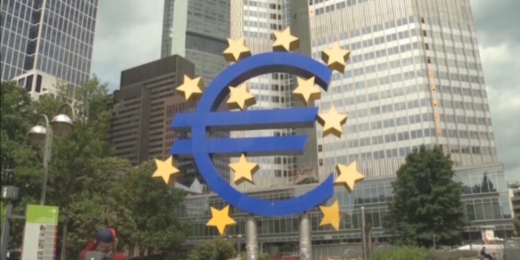 “KRIZA E ÇMIMEVE VIJON”/ Banka Qendrore Europiane çon në nivele rekord normat e interesit