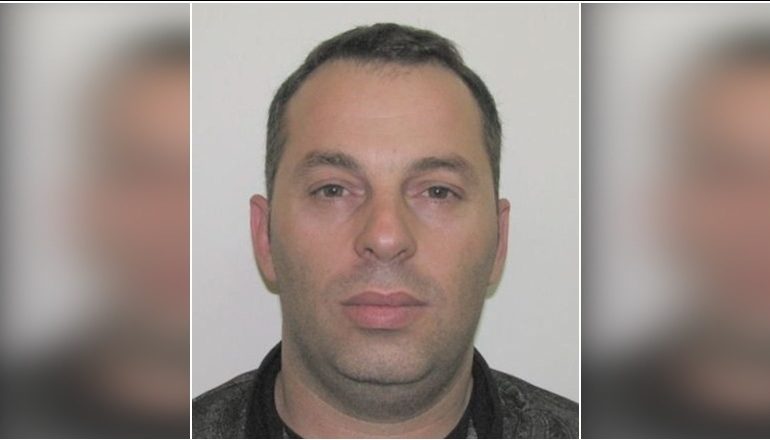FOTO DHE EMRI/ Arrestohet autori i vrasjes së vëllezëve Haxhaliu, i dënuari me burg përjetë u kap tek ish Fusha e Aviacionit