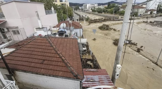 KISHIN SHKUAR PËR MUAJ MJALTI/ Por gjetën vdekjen nga përmbytjet: Identifikohet çifti në Greqi