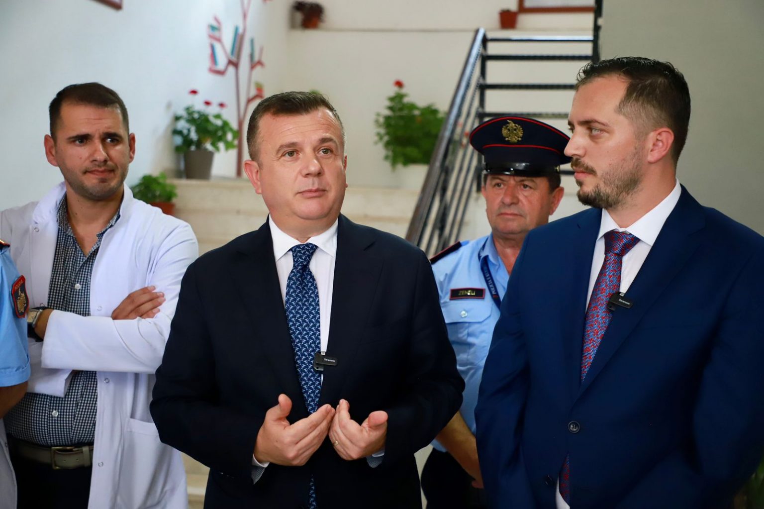 “FËMIJËT JANË NË BESËN TONË…”/ Balla jep porositë nga Kukësi: Të bëjmë detyrën, të ofrojmë siguri!