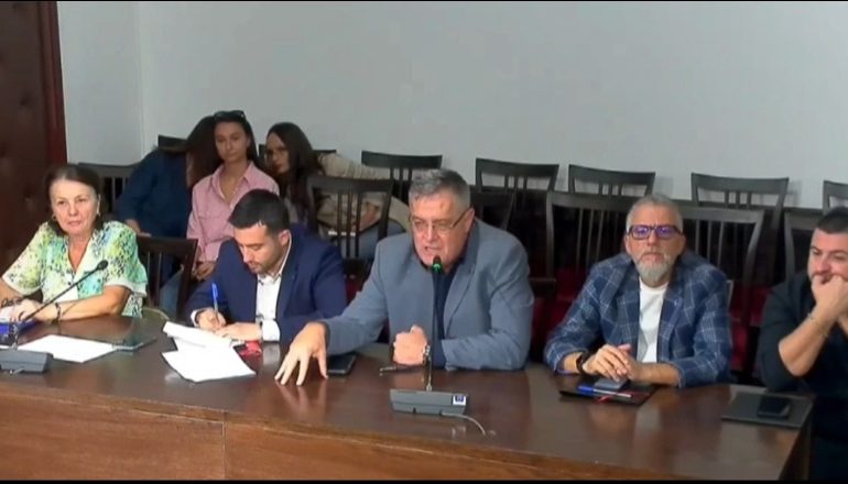 RIKTHIMI I BASTEVE/ Shoqatat te ‘Ekonomia’: Dështim nëse nuk rikthehen kompanitë që ishin